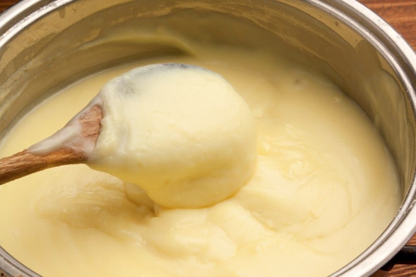 Crème pâtissière (recette traditionnelle)