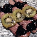 Recette d'Aiguillettes de canard gras et confit balsamique au kiwi