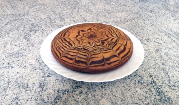 Recette de Zebra cake vanille-chocolat (Gâteau zébré / tigré)